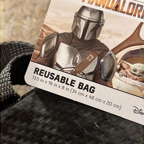 Star Wars The Mandalorian Mando Helmet Emblem Graphic reusable grocery candy bag - Picture 5 of 5